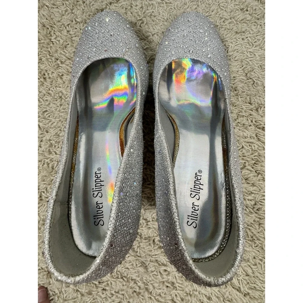 Silver Slipper Womens Romance Rhinestone Sparkle Pumps High Heel Shoes Size 7.5M